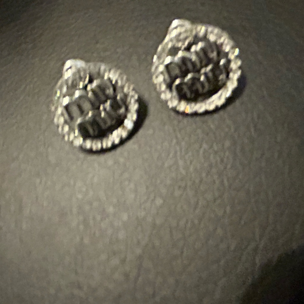 Miu Logo Stud Earrings - Picture 4 of 5